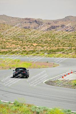 media/May-04-2024-Team Topak Racing (Sat) [[1dff1aa745]]/Inter Low 1/Session 2/